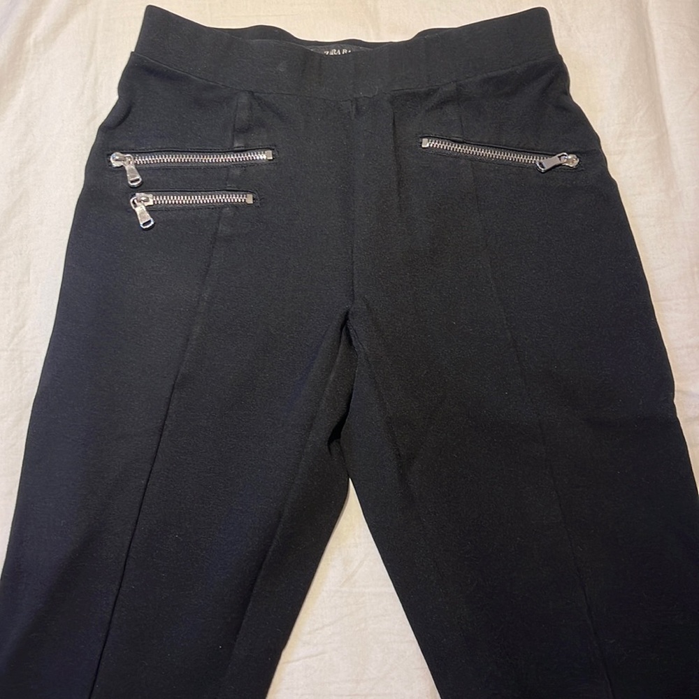 Zara - Zipper Work Friendly Tights in Small